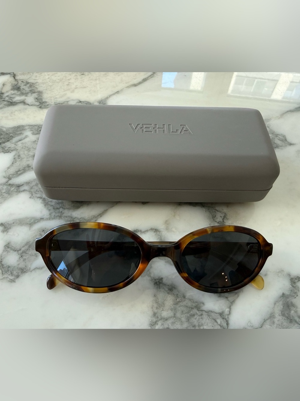 VEHLA June Sunglasses Tort/Smoke Oval Frame NWT
